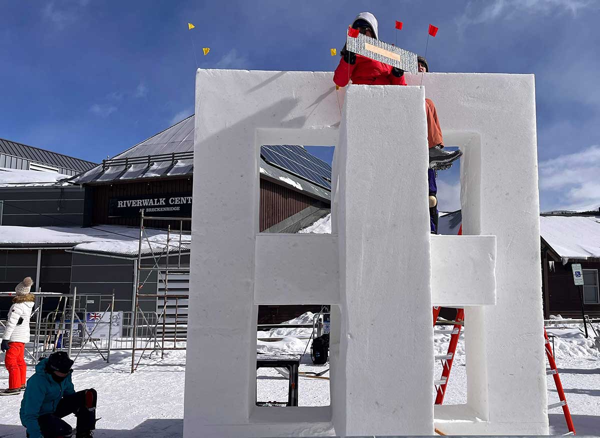 Breckenridge hosts the 32nd Annual International Snow Sculptures